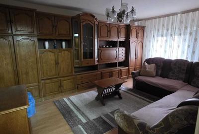 Apartament cu 2 camere decomandat în Rogerius