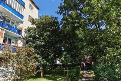 Apartament cu 3 camere decomandat în Ultracentral