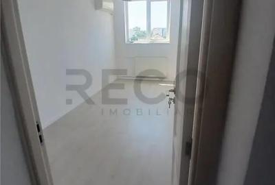 Apartament cu 3 camere nedecomandat în Central - 6