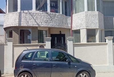 Casă cu 6 camere cu Teren 315 Mp în Pantelimon - 3