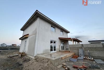 Duplex cu 3 camere cu Teren 350 Mp în Sânandrei