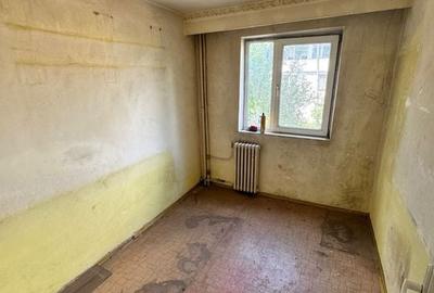 Apartament cu 3 camere semidecomandat în Groapa - 6