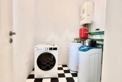 Casă cu 5 camere cu Teren 534 Mp în Corbeanca