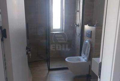 Apartament cu 2 camere semidecomandat în Florești