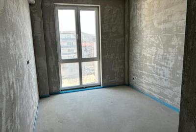 Apartament cu 3 camere semidecomandat în Florești - 5