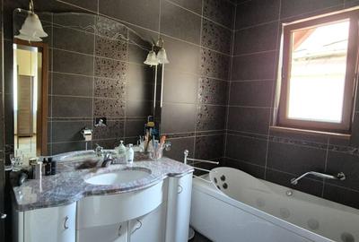 Casă individuală cu 3 camere cu Canalizare în Ultracentral - 15