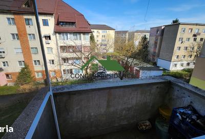 Apartament cu 2 camere semidecomandat în Progresul