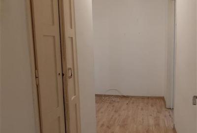 Apartament cu 2 camere decomandat în Vest - 2