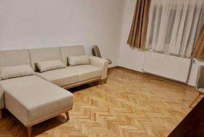 Apartament cu 3 camere decomandat, mobilat în Eremia