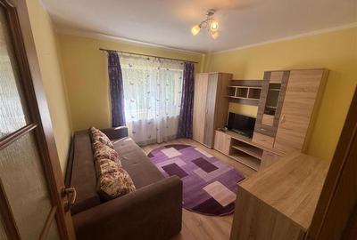 Apartament cu 2 camere semidecomandat, mobilat în Zorilor