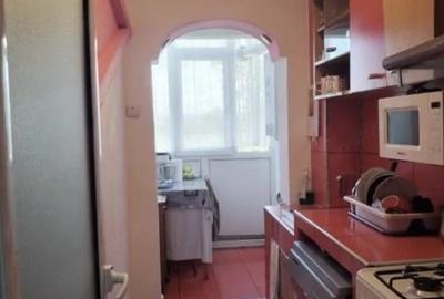 Garsonieră decomandată în Mărăcineni
