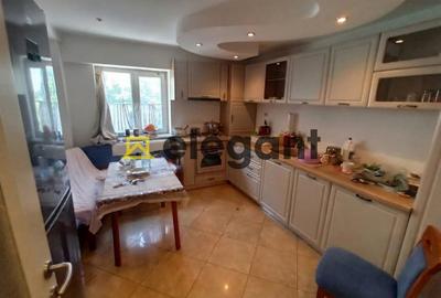 Apartament cu 3 camere decomandat, mobilat în Lăpuș Argeș