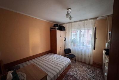 Apartament cu 3 camere semidecomandat în Central - 4