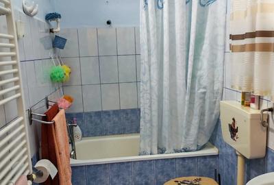 Casă cu Teren 1000 Mp în Central