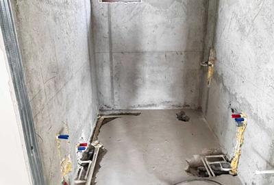 Casă cu 4 camere în Exterior Vest