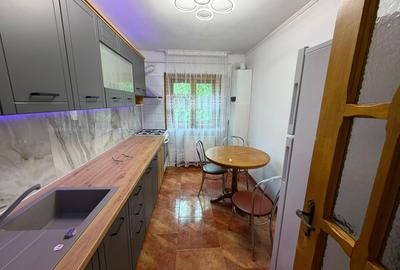 Apartament cu 4 camere în Gară