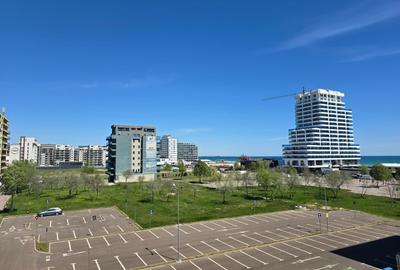 Apartament cu 3 camere decomandat în Mamaia