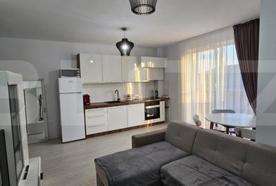Apartament cu 3 camere semidecomandat în Central