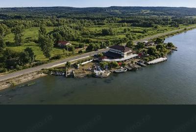 Teren de 2750 mp, în Ostrovu Corbului