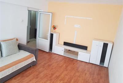 Apartament cu 2 camere decomandat în Radu Negru