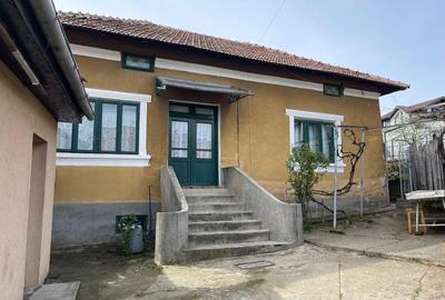 Casă cu 4 camere în Șimian - 8