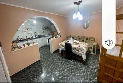 Casă cu 2 camere în Central - 2
