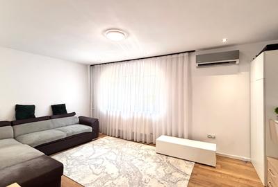 Apartament cu 2 camere decomandat în Valenta