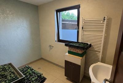 Casă cu 3 camere în Sângeorgiu de Mureș
