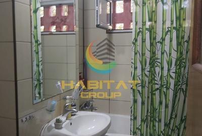 Apartament cu 3 camere semidecomandat în Alexandru Obregia