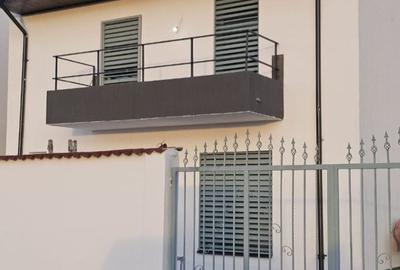 Casă cu 3 camere în Cârcea