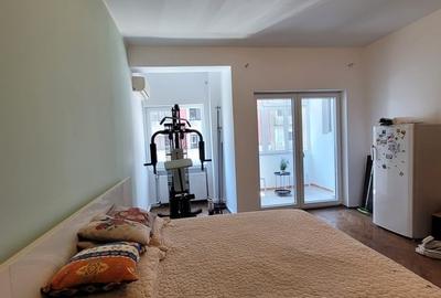 Apartament cu 3 camere decomandat în Universitate - 3