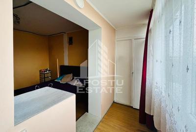 Apartament cu 3 camere decomandat, mobilat în Alfa - 11