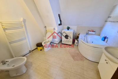 Casă individuală cu 5 camere cu Canalizare în Central - 9