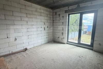 Casă cu 4 camere în Paltin