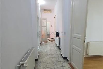 Casă individuală cu 3 camere cu Canalizare în 1 Decembrie - 5