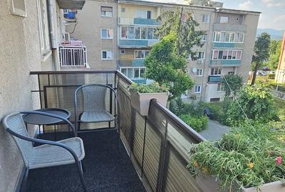 Apartament cu 2 camere semidecomandat în Gojdu