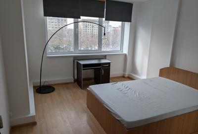 Apartament cu 2 camere semidecomandat în Gara de Nord