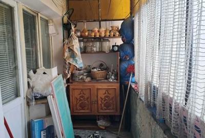 Apartament cu 4 camere decomandat în Coman - 5