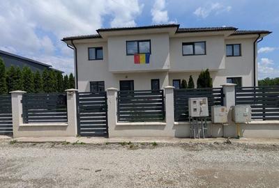 Casă cu 4 camere cu Teren 250 Mp în Unirea - 7