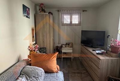 Casă cu 3 camere în Central