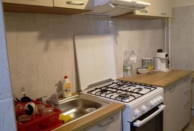 Apartament cu 3 camere decomandat în Politehnica