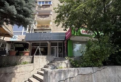 Spațiu comercial, de 52 mp, în Rogerius