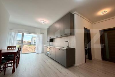 Apartament cu 3 camere semidecomandat, mobilat în Semicentral