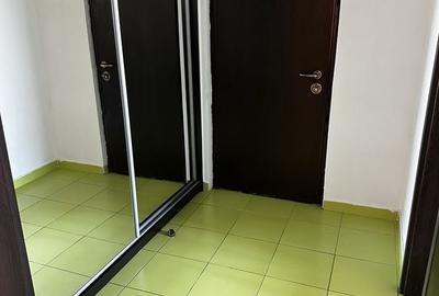 Apartament cu 2 camere semidecomandat în Titan