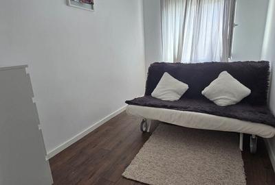 Apartament cu 3 camere decomandat în Micro 4 - 2