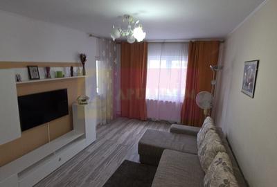Apartament cu 3 camere decomandat în Central - 3