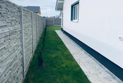 Casă cu 3 camere în Moșnița Veche