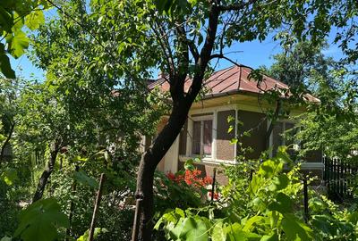 Casă individuală cu 3 camere cu Teren 1500 Mp în Central - 1