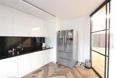 Duplex cu 5 camere cu Canalizare în Între Lacuri - 3