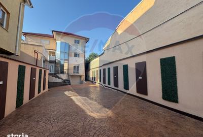 Casă cu Teren 620 Mp în Central - 2